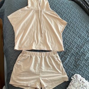 Tan 2-piece shorts and t-shirt with hood